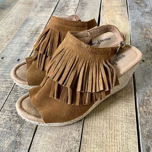 Minnetonka Fringe Wedge Sandal
